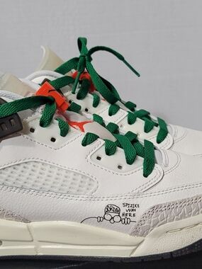 NIKE AIR JORDAN SPIZIKE LOW GS SIZE 7Y WITH BOX